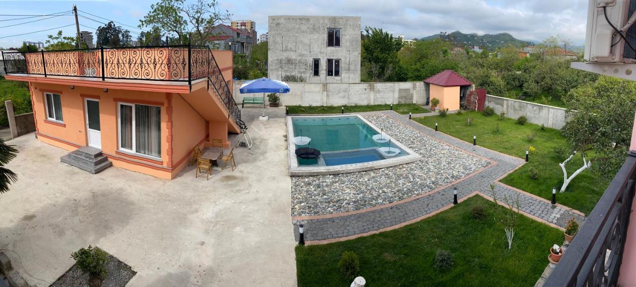 Villa Jakos Paradise 바투미 외부 사진